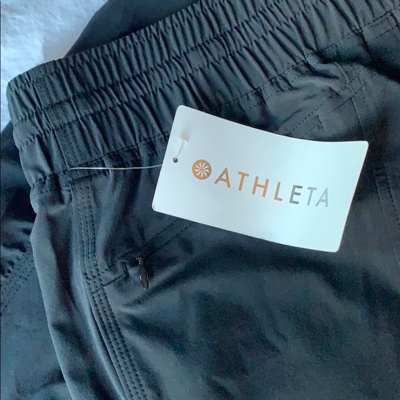Athleta Pants - Athleta Capri joggers